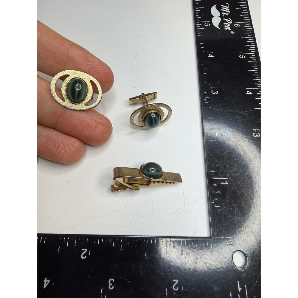Gold Tone Green Cats Eye Cufflinks and Tie Clip Set Pat 2853761